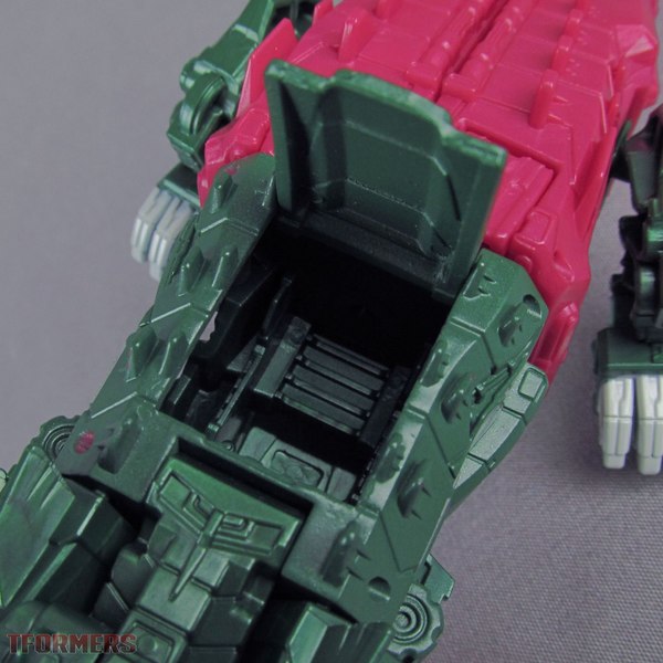 TFormers Titans Return Deluxe Skullsmasher And Grax Gallery 093 (93 of 102)